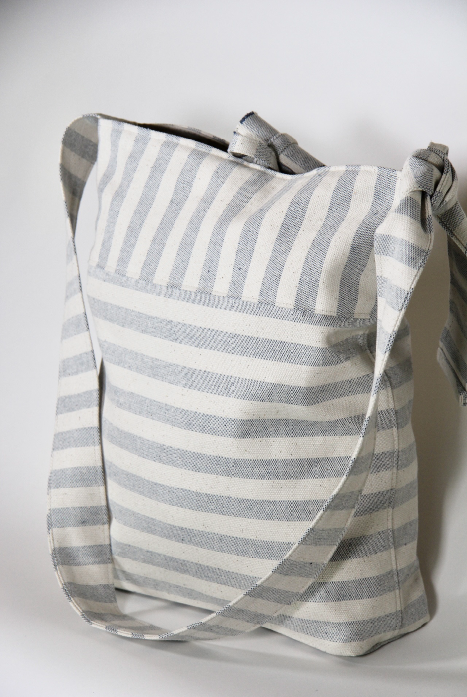 Atwater Shoulder Bag - Blue & off-white stripe
